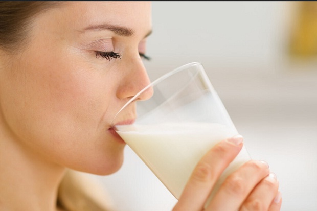 Benarkah Susu Kambing Mentah Baik untuk Kesehatan?