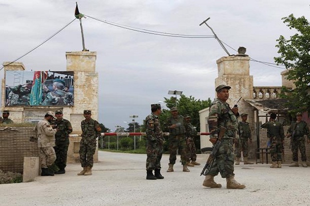 Markas Tentara Afghanistan Diserbu Taliban, Lebih dari 50 Tewas