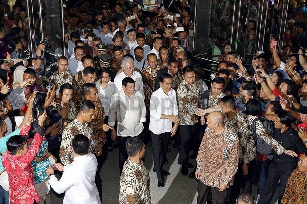 Balas Kunjungan, Jokowi akan Sambangi Duterte