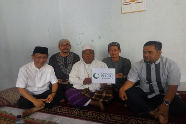 Yayasan Peduli Pesantren Salurkan Bantuan untuk Ponpes di Banten