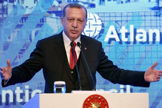 Erdogan: Turki dan AS Bisa Ubah Raqqa Jadi Kuburan bagi ISIS