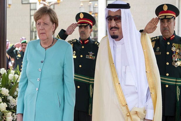 Temui Raja Salman, Angela Merkel Menolak Berjilbab