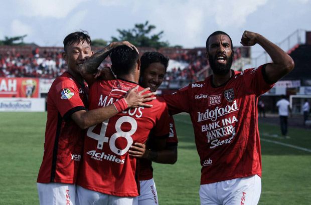 Dua Gol Bali United Paksa Semen Padang FC Pulang Tertunduk