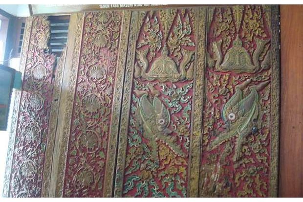 Misteri Pintu Petir di Masjid Agung Demak