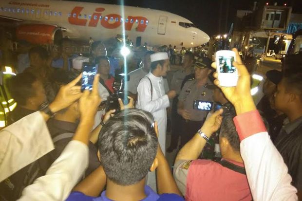 Tiba di Bandara Supadio, Dua Pengurus FPI Diminta Kembali ke Jakarta
