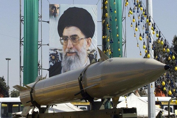 Pentagon Curiga Militer Iran dan Korut Berhubungan