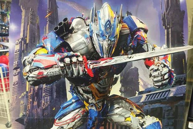 Tubuh Optimus Prime dan Bumblebee Akan Menyatu di Transformers 5?