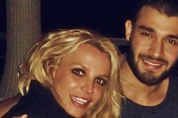 Britney Spears Telah Menikah dengan Sam Asghari?