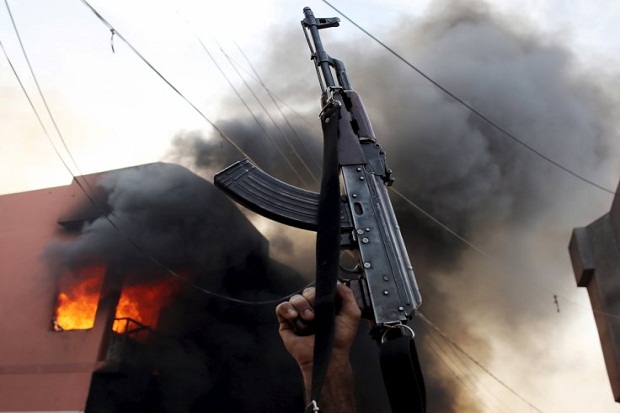 Al-Qaeda Yaman Gelar Kuis Berhadiah Senapan AK-47