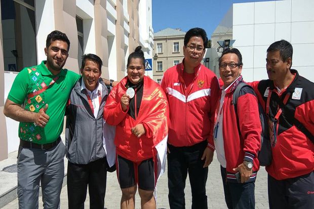 Atlet Angkat Besi Indonesia Tambah Medali di ISG 2017