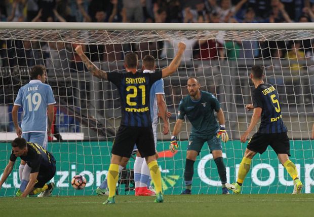 Hujan Kartu Warnai Comeback Inter Milan di Markas Lazio