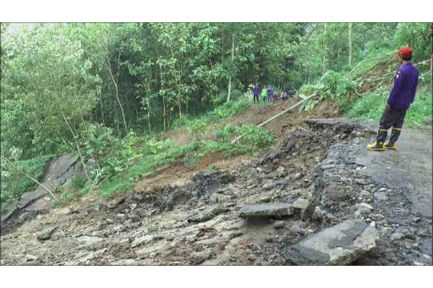 Jalan Provinsi Bojonegoro-Nganjuk Terancam Tak Bisa Dipakai Mudik