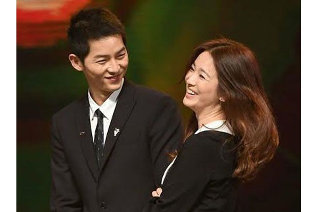 Ini Cara Song Joong Ki Lindungi Song Hye Kyo