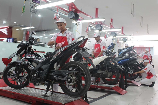 Mekanik Honda Siap Servis Motor Calon Pemudik Jelang Lebaran