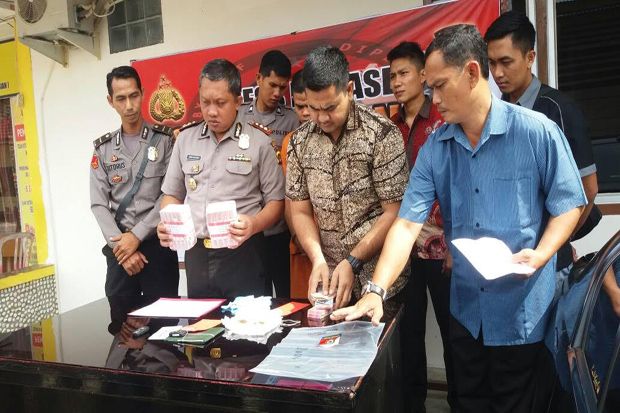 Pemilik Toko Emas Tipu Pengusaha hingga Rugi Rp 5 Miliar