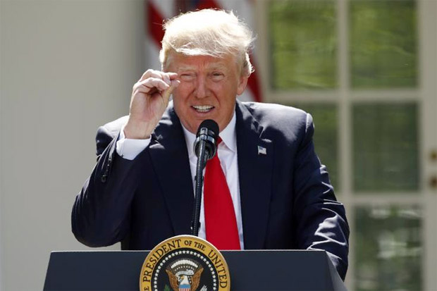 Trump Umumkan AS Keluar dari Perjanjian Iklim Paris