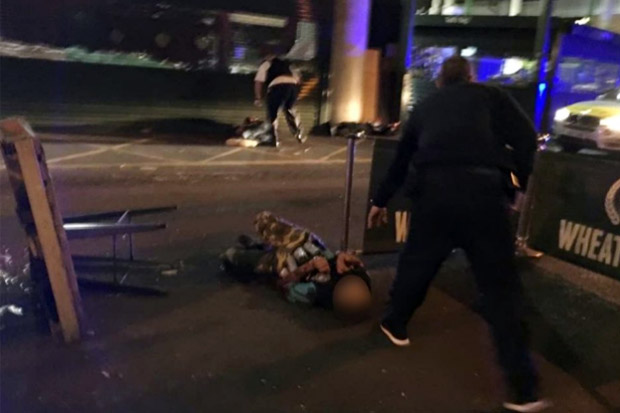 Pelaku Teror London Roboh Ditembak Polisi