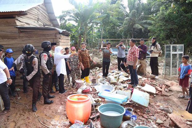 Banjir Sulawesi, Pemerintah Salurkan Bantuan Senilai Rp3,47 M