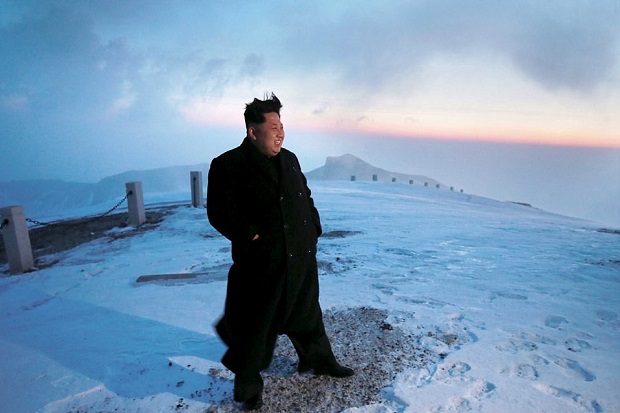 Ilmuwan: Kim Jong-un Bisa Hancurkan Gunung Berapi Korut dengan Nuklir