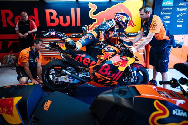 Nasib Baik Pembalap KTM dan Hasil Tes MotoGP di Catalunya