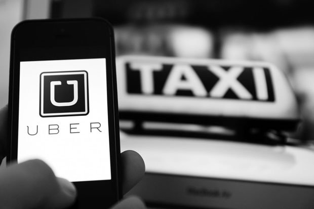 Petinggi Facebook Mulai Dirayu Uber