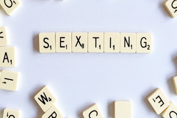 Sexting Bikin Kehidupan Seksual Pasangan Kian Membara