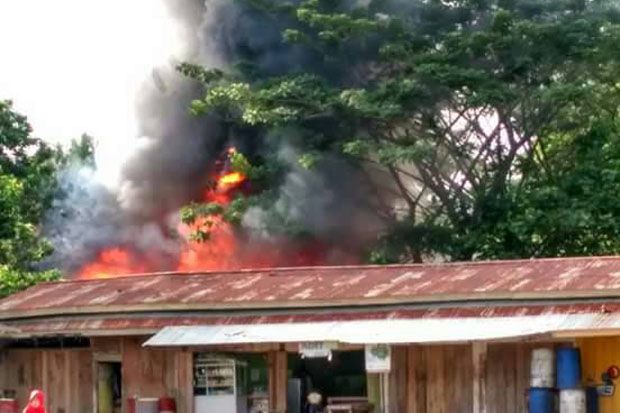 Puluhan Kios di Pasar Bawah Bangko Terbakar