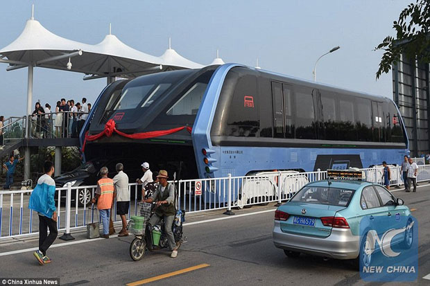 Bus Ngangkang Buatan China Dipastikan Bermasalah