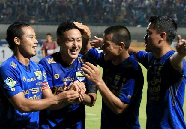 Bekuk PSM Makassar, Persib Bandung Jaga Keangkeran GBLA