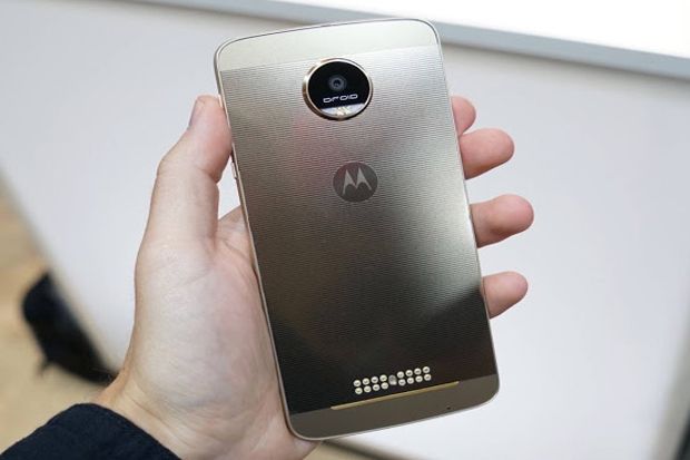 Moto X4 Segera Hadir Manjakan Penggila Selfie