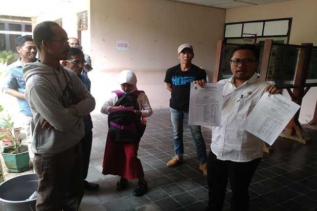 Puluhan Orangtua Calon Siswa, Protes Zonasi Dalam PPDB