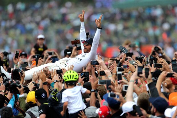 Lewis Hamilton Merasa Bergelora Tampil di Silverstone