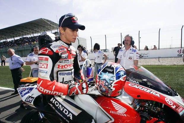Kisah Keheranan dan Penyesalan Pensiunnya Casey Stoner dari MotoGP