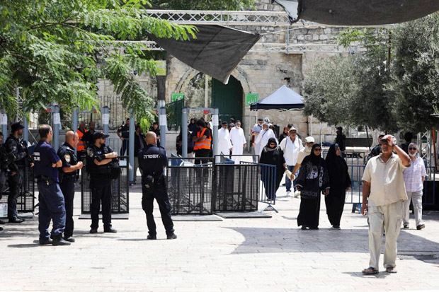 Israel Tolak Cabut Detektor Logam di Masjid Al-Aqsa