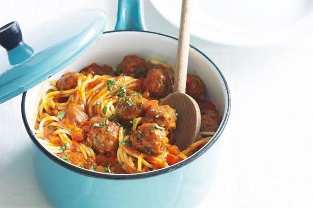 Spaghetti Jamur Bola Daging, Menu Santap Siang Bersama Keluarga