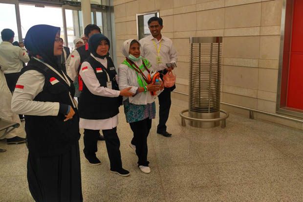 Usai Mendarat, 2 Jamaah Haji Asal Medan Dilarikan ke Rumah Sakit