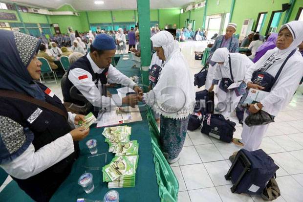 Embarkasi Palembang Mulai Berangkatkan Calon Haji 4 Agustus