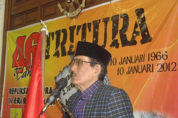 Basofi Sudirman Wafat, Gubernur Jatim Perintahkan Kibarkan Bendera Setengah Tiang