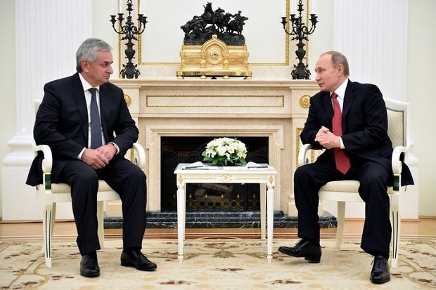 Putin Kunjungi Wilayah Georgia yang Dicaplok Rusia, NATO Kesal