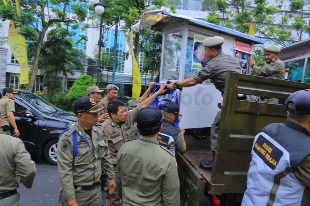 Satpol PP Kota Bandung Kekurangan Personel, Pengawasan Perda Belum Maksimal