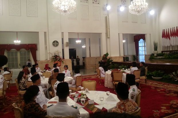 Jokowi Gelar Silaturahmi dengan Pendukung Acara HUT RI ke-72