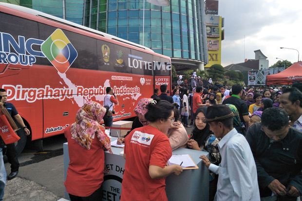 Road Tour CSR MNC Group & Lotte Mart Disambut Antusias Warga Bandung