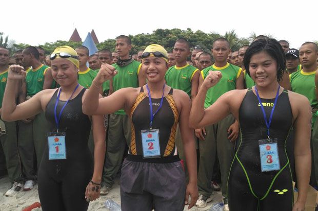 Sukses di Renang Laut Piala Panglima TNI 2017, Atlet Putri Lantamal V Bidik Kasal Cup