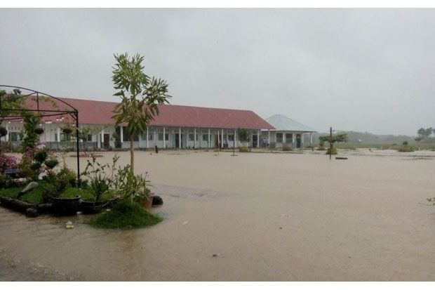 Ratusan Rumah di Padang Pariaman Tenggelam Akibat Banjir