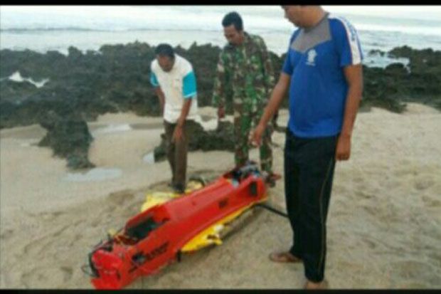 Warga Garut Temukan Drone di Pantai Gemblongan