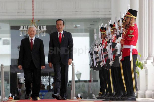 Jokowi dan Sekjen Partai Komunis Vietnam Bahas Kerja Sama Strategis