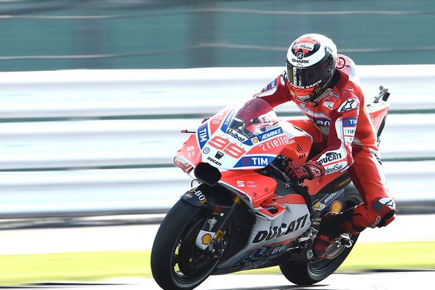Lorenzo Puas dengan Perkembangan Tim Ducati