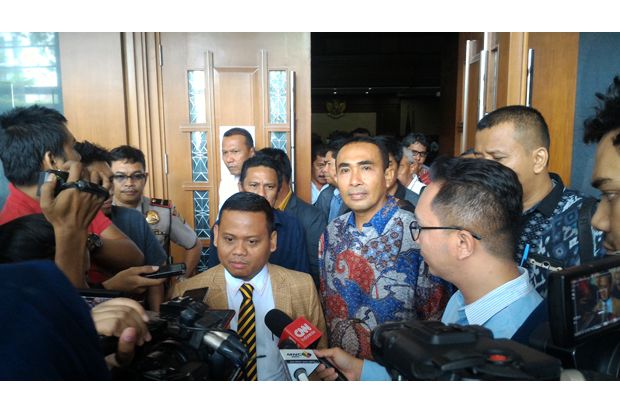 Jaksa Tuntut Bupati Buton Dihukum 5 Tahun Penjara