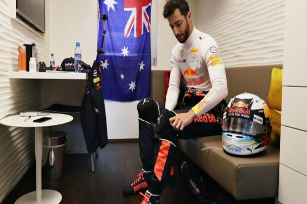 Daniel Ricciardo Ingin Berkembang seperti Valentino Rossi