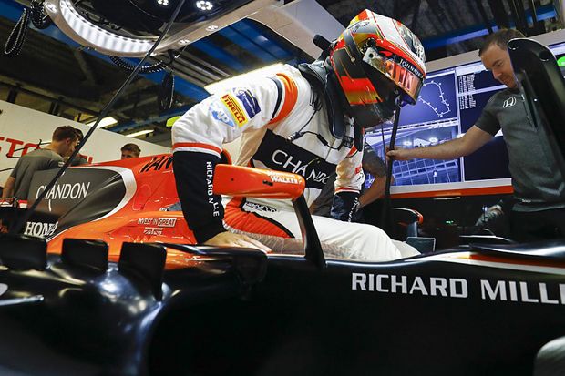 Honda Pastikan Tak Utak-Atik Mesin Vandoorne di GP Singapura
